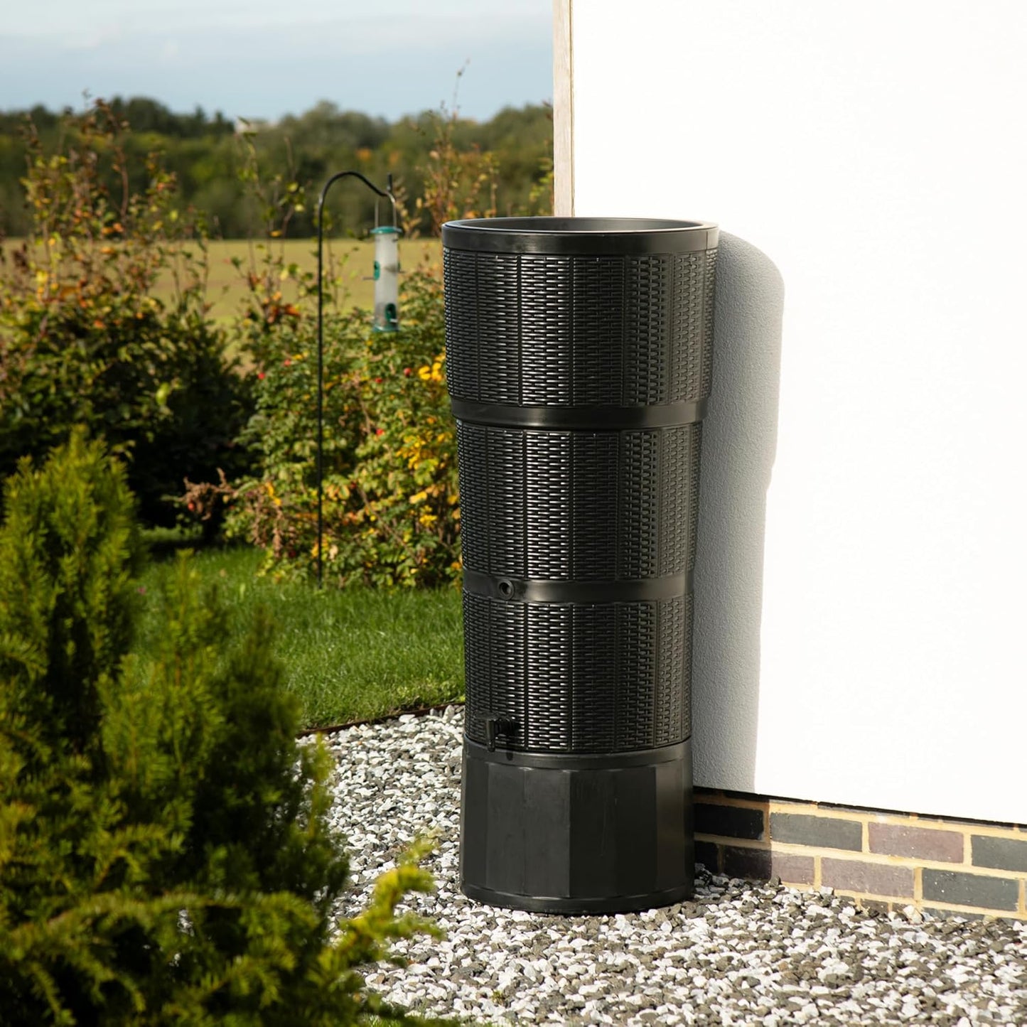 XL 150L Rattan Wicker Effect Water Butts With Stand, Tap, Rain Diverter & Lid