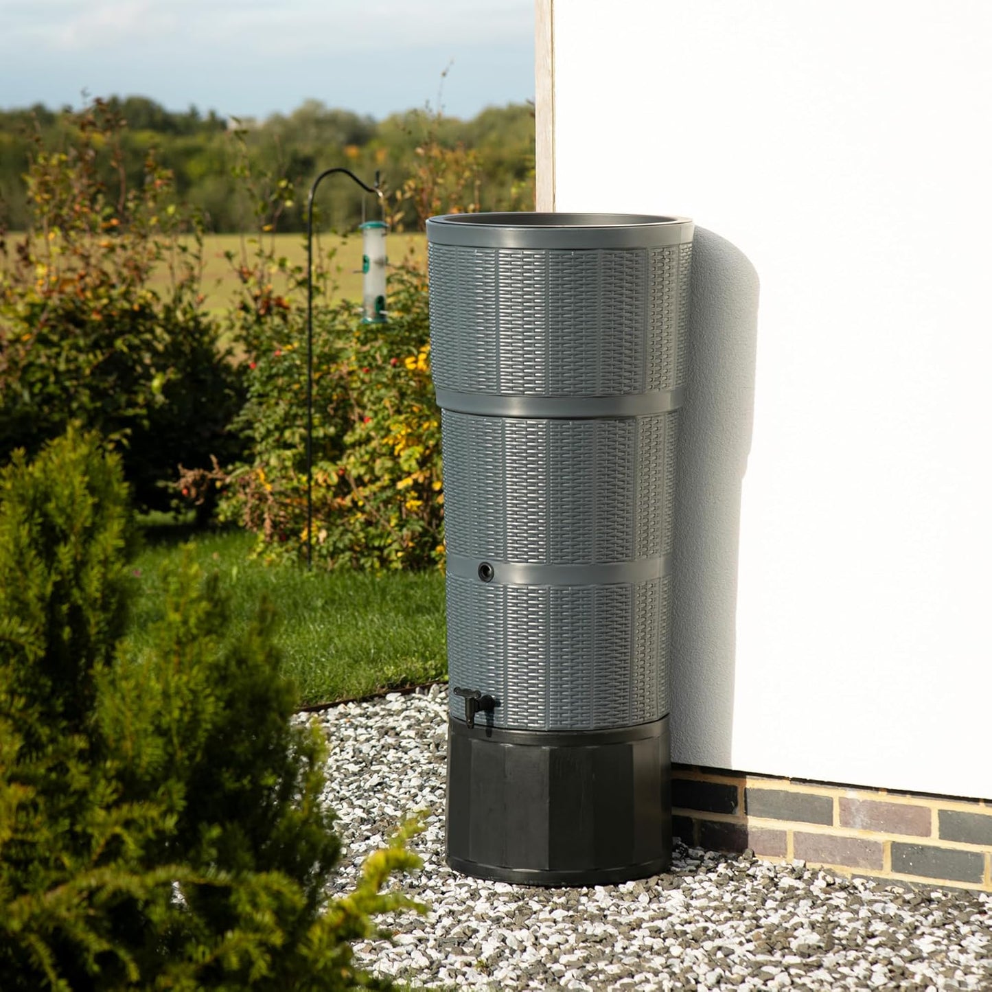 XL 150L Rattan Wicker Effect Water Butts With Stand, Tap, Rain Diverter & Lid